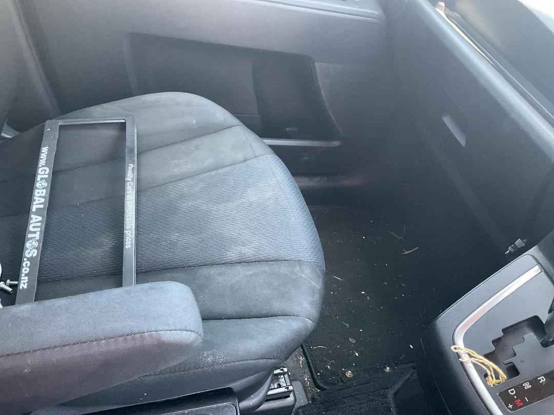 Photo '28' of Mazda Premacy