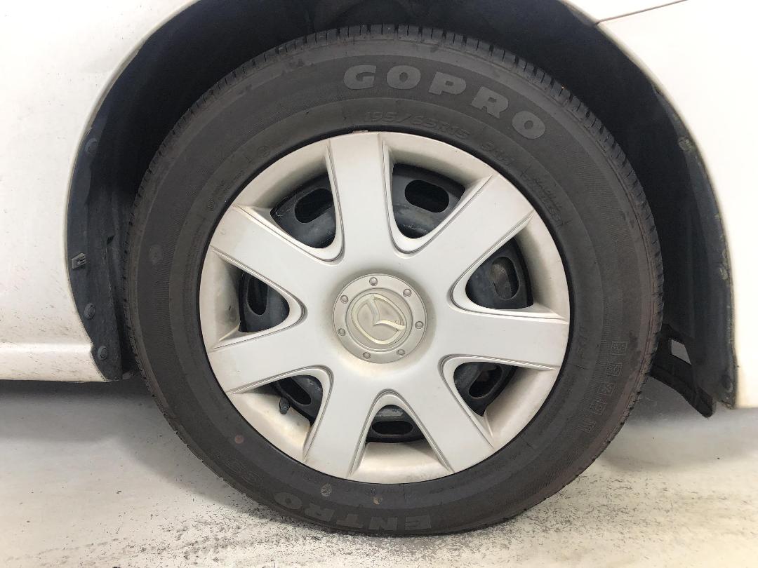 Photo '9' of Mazda Premacy