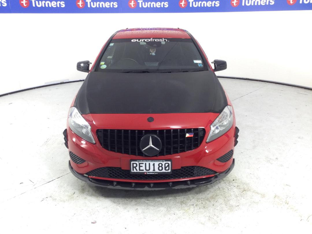 Photo '2' of Mercedes-Benz A180 Photo '2' of Mercedes-Benz A180