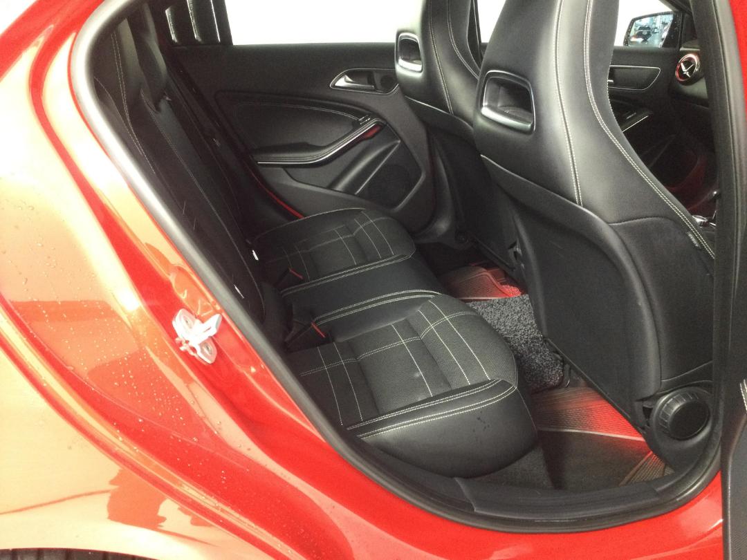 Photo '20' of Mercedes-Benz A180 Photo '20' of Mercedes-Benz A180