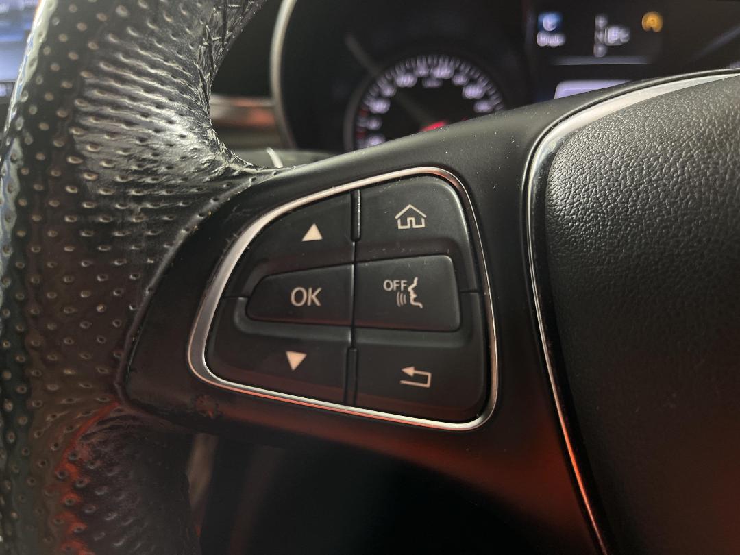 Photo '26' of Mercedes-Benz C-Class