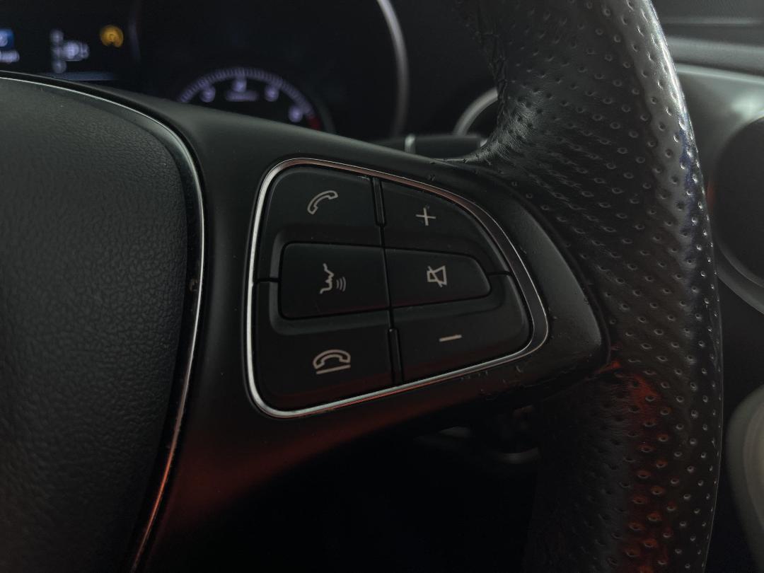 Photo '25' of Mercedes-Benz C-Class