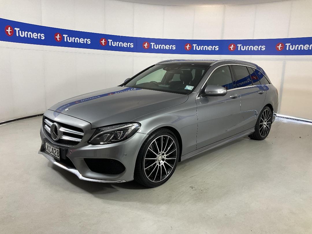 Photo '4' of Mercedes-Benz C-Class Photo '4' of Mercedes-Benz C-Class