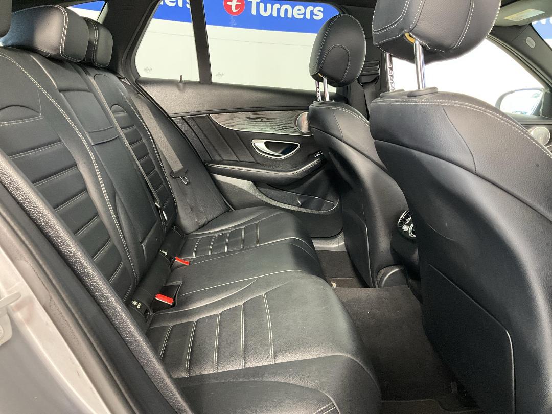 Photo '20' of Mercedes-Benz C-Class Photo '20' of Mercedes-Benz C-Class