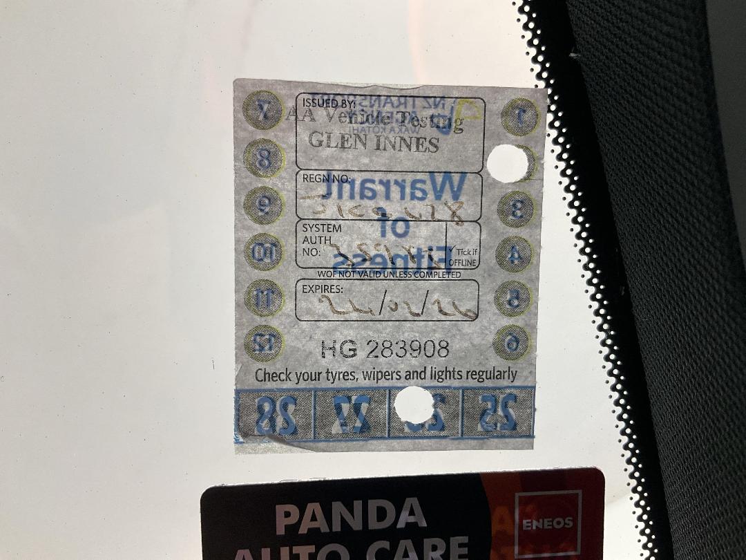 Photo '24' of Mercedes-Benz C-Class Photo '24' of Mercedes-Benz C-Class