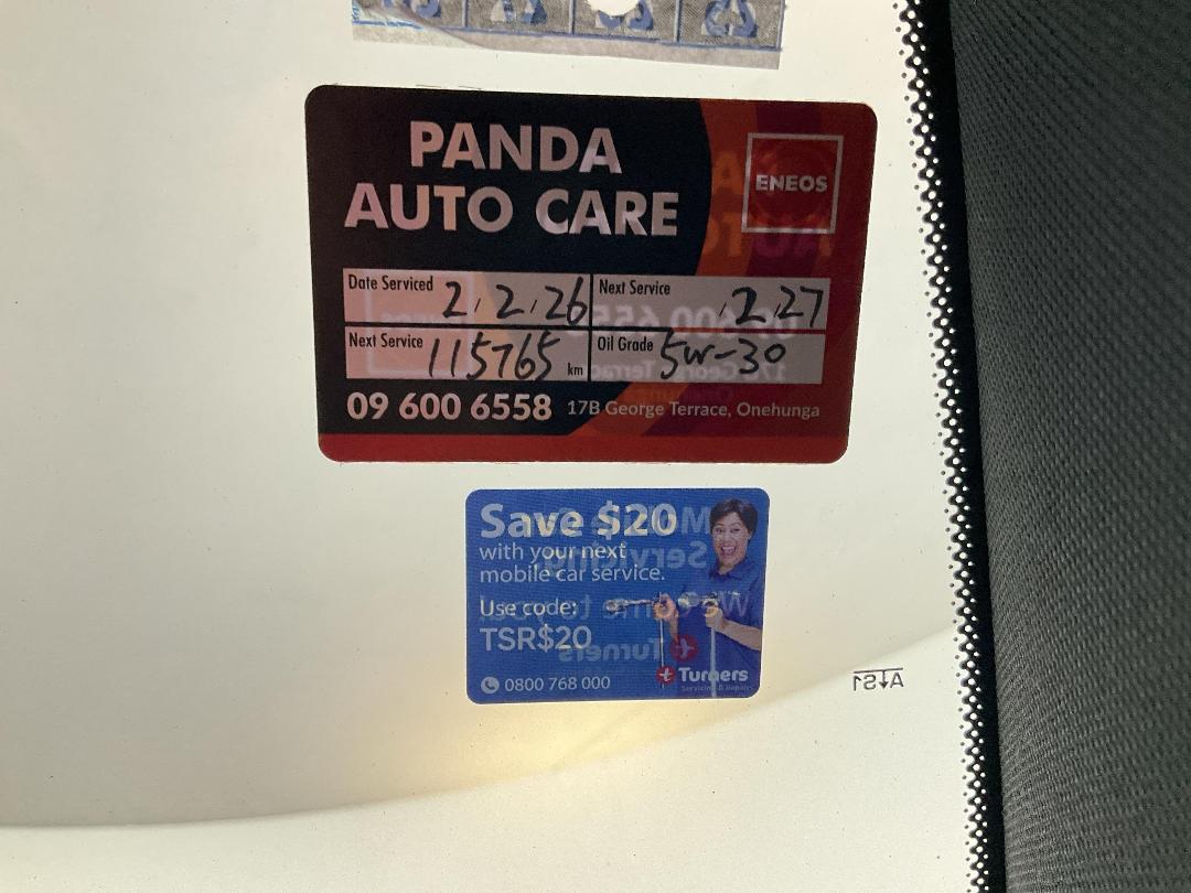 Photo '23' of Mercedes-Benz C-Class Photo '23' of Mercedes-Benz C-Class