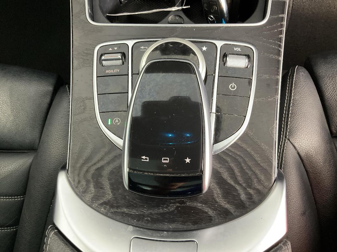 Photo '29' of Mercedes-Benz C-Class Photo '29' of Mercedes-Benz C-Class