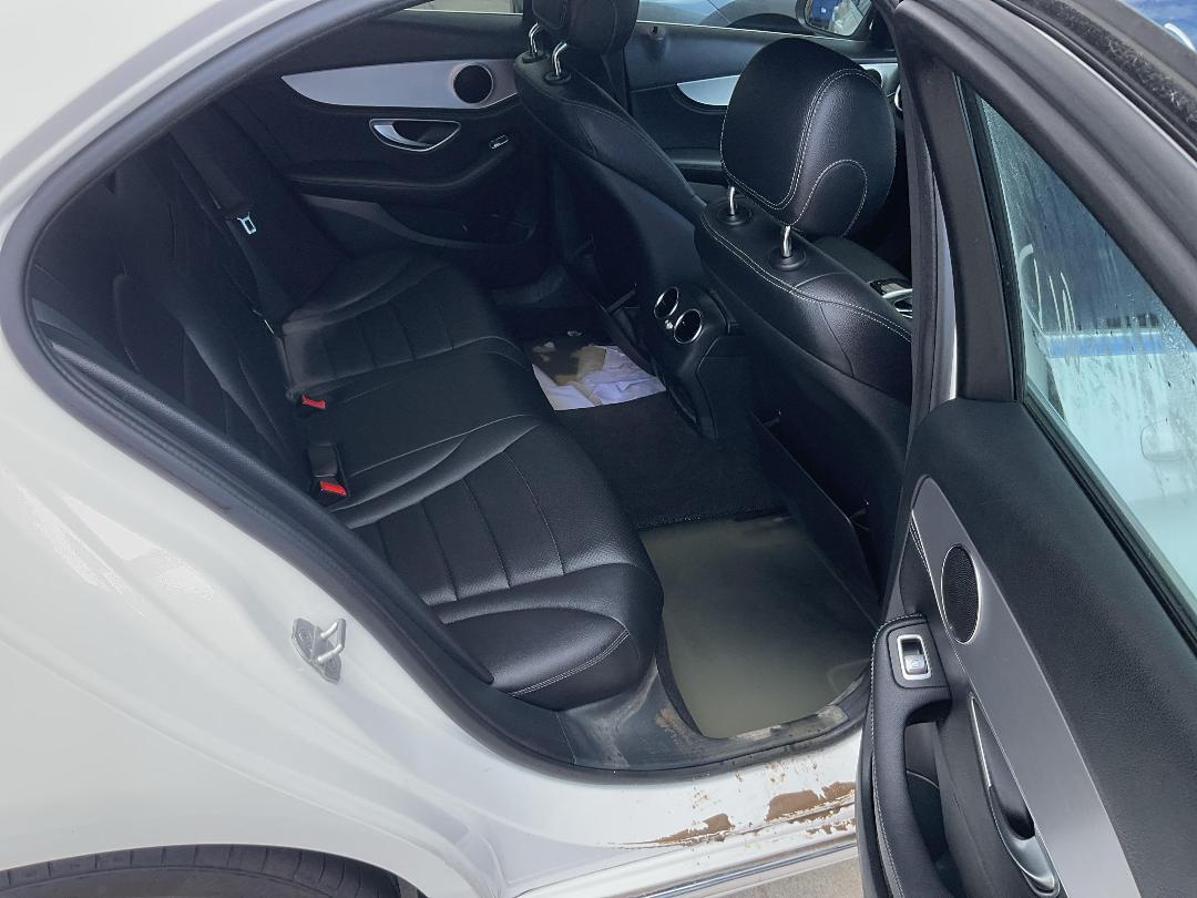 Photo '9' of Mercedes-Benz C-Class C 200 Photo '9' of Mercedes-Benz C-Class C 200