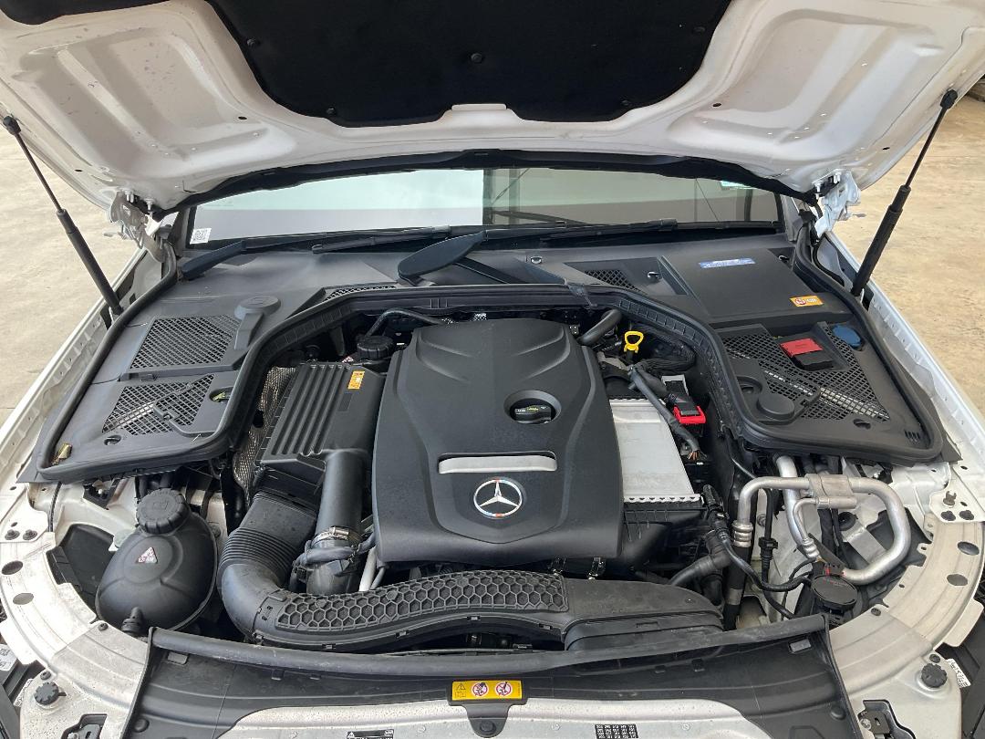 Photo '12' of Mercedes-Benz C-Class C 200 Photo '12' of Mercedes-Benz C-Class C 200