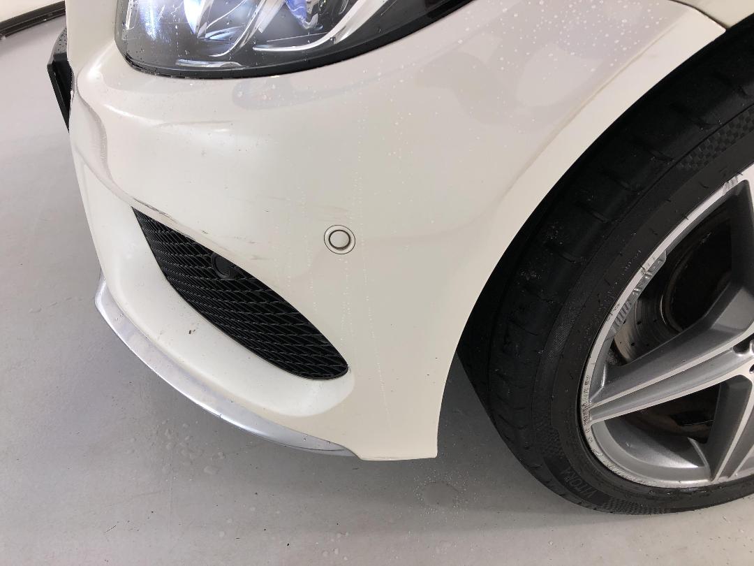 Photo '23' of Mercedes-Benz C200 Photo '23' of Mercedes-Benz C200