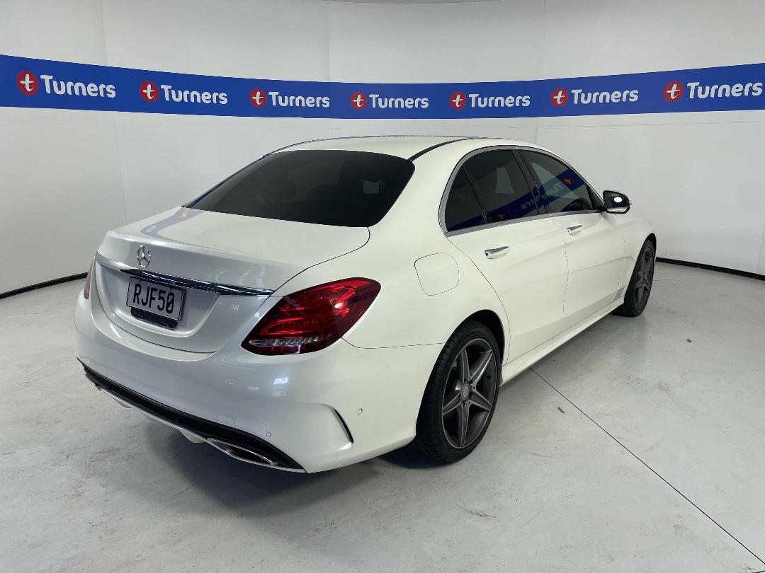 Photo '12' of Mercedes-Benz C200