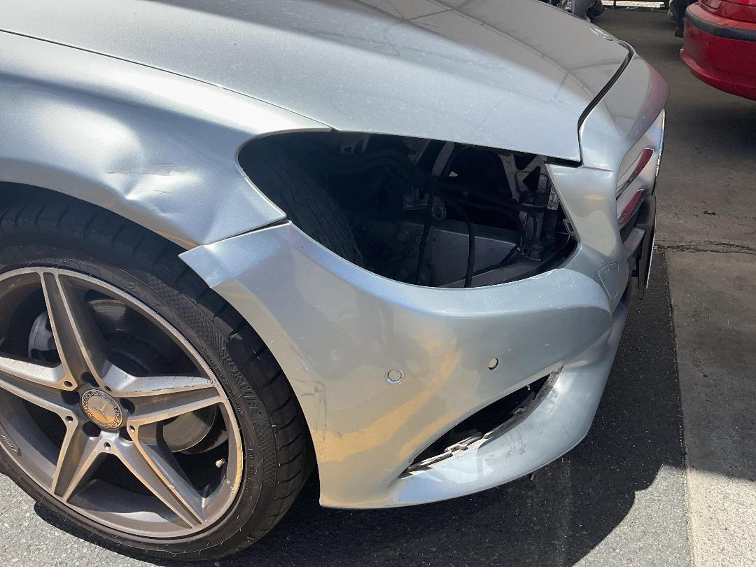 Photo '3' of Mercedes-Benz C200 Photo '3' of Mercedes-Benz C200