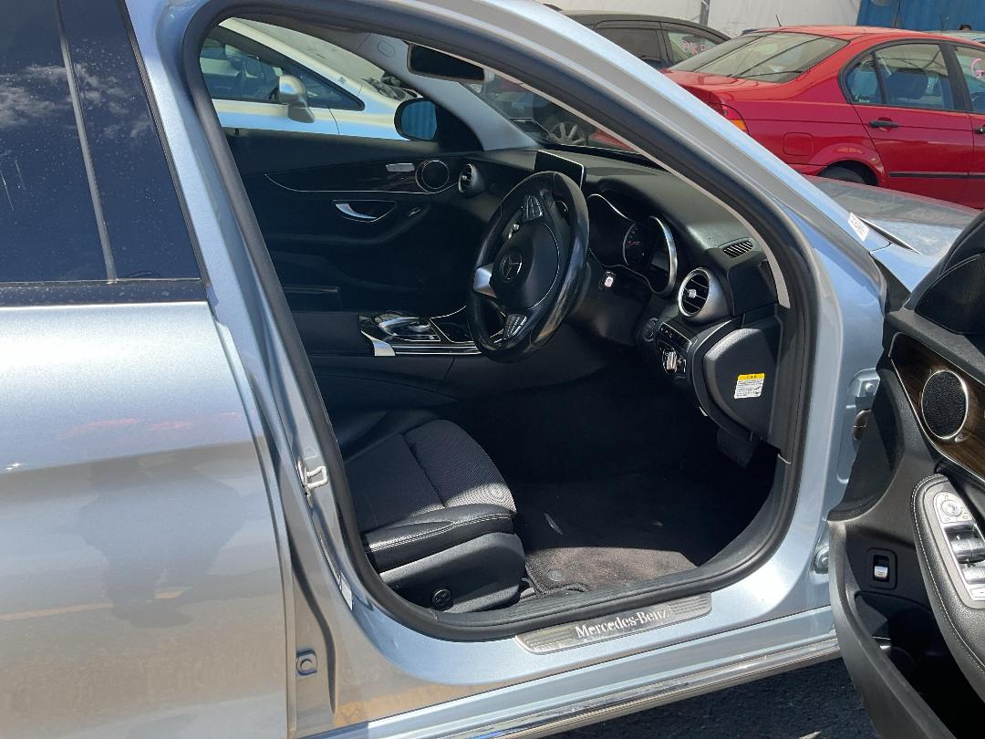 Photo '17' of Mercedes-Benz C200 Photo '17' of Mercedes-Benz C200