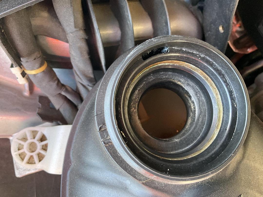 Photo '24' of Mercedes-Benz C200 Photo '24' of Mercedes-Benz C200