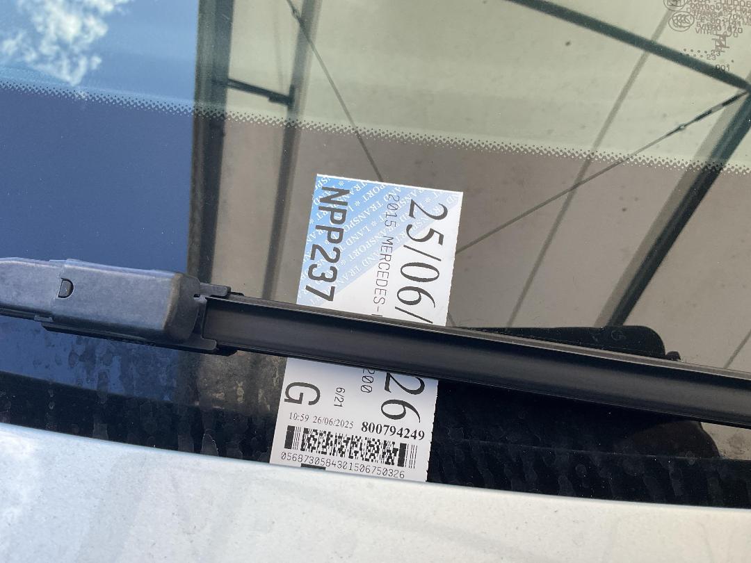 Photo '28' of Mercedes-Benz C200 Photo '28' of Mercedes-Benz C200