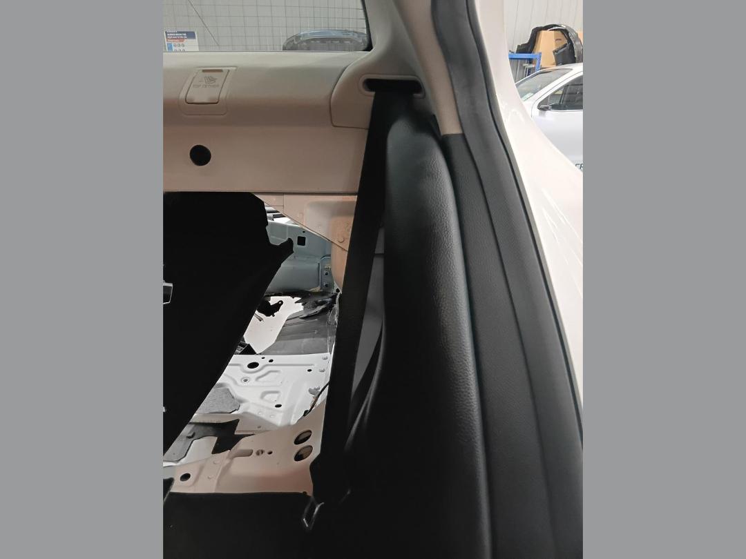 Photo '7' of Mercedes-Benz C200 Photo '7' of Mercedes-Benz C200