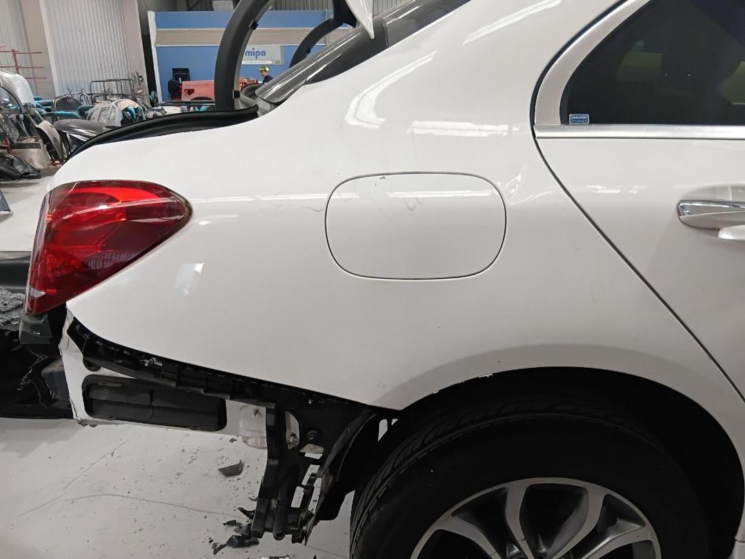 Photo '18' of Mercedes-Benz C200 Photo '18' of Mercedes-Benz C200