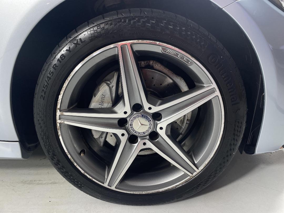 Photo '9' of Mercedes-Benz C200 Photo '9' of Mercedes-Benz C200