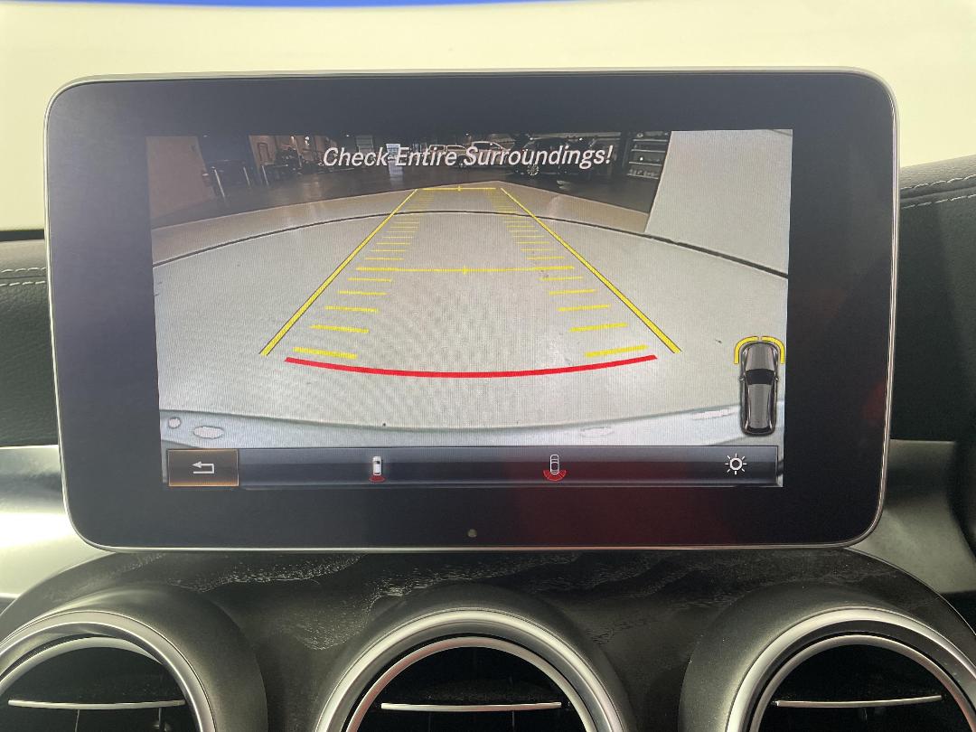 Photo '27' of Mercedes-Benz C200 Photo '27' of Mercedes-Benz C200