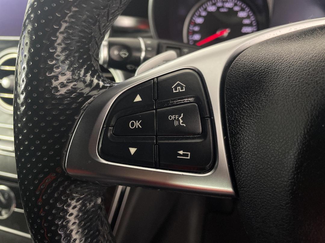 Photo '26' of Mercedes-Benz C200 Photo '26' of Mercedes-Benz C200