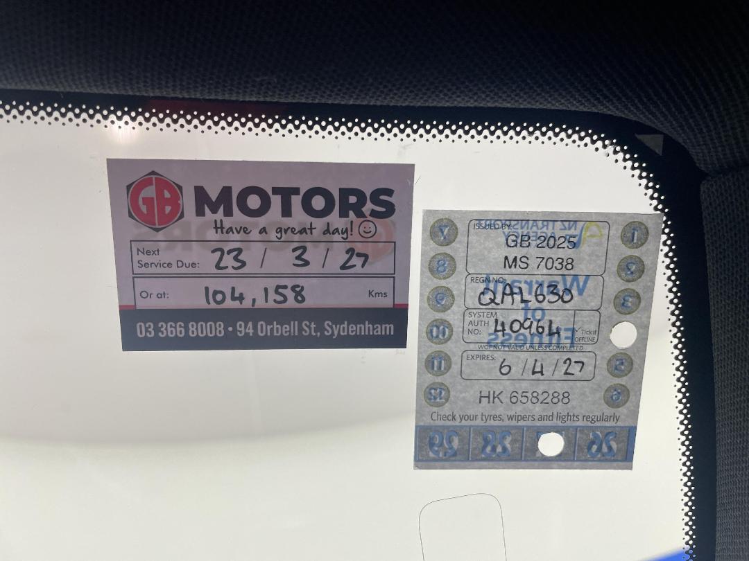 Photo '28' of Mercedes-Benz C200 Photo '28' of Mercedes-Benz C200