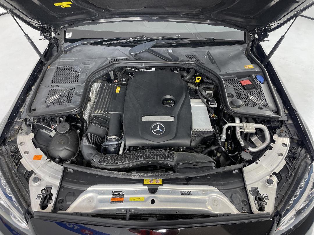 Photo '13' of Mercedes-Benz C250 Photo '13' of Mercedes-Benz C250