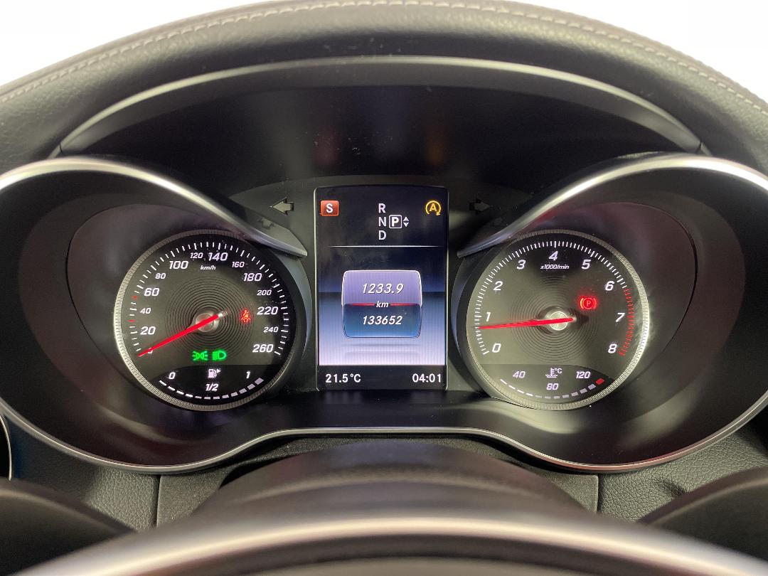 Photo '21' of Mercedes-Benz C250 Photo '21' of Mercedes-Benz C250