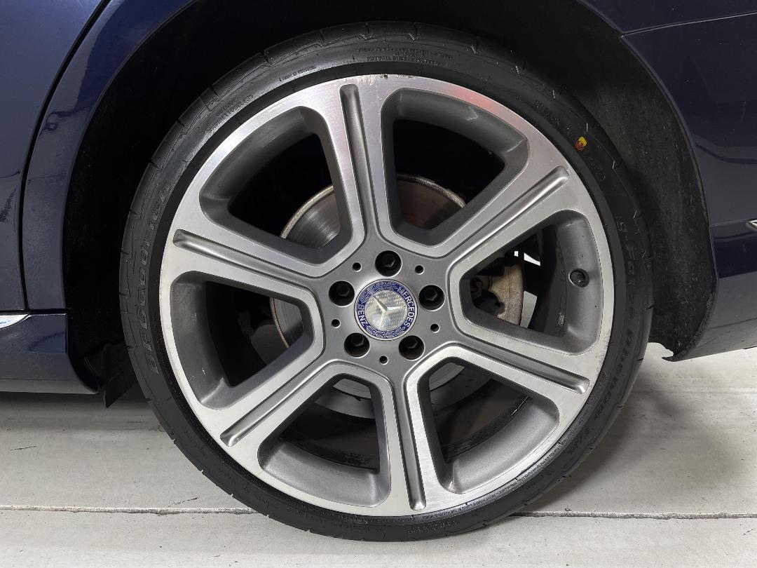 Photo '11' of Mercedes-Benz C250