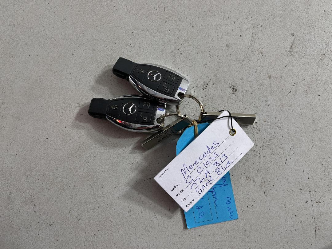 Photo '22' of Mercedes-Benz C250