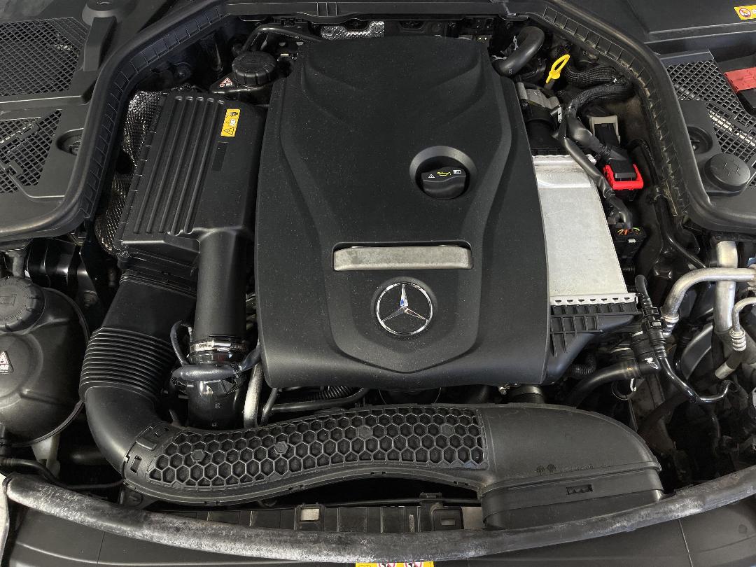 Photo '13' of Mercedes-Benz C250