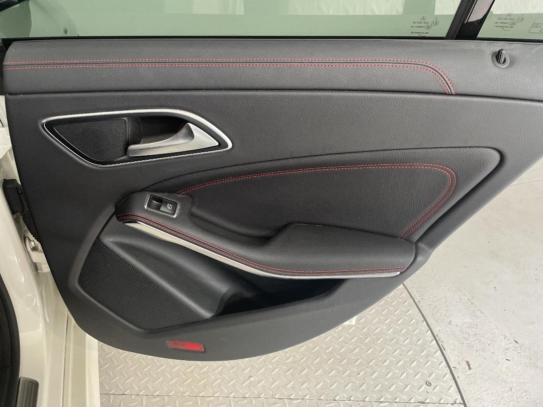 Photo '19' of Mercedes-Benz CLA