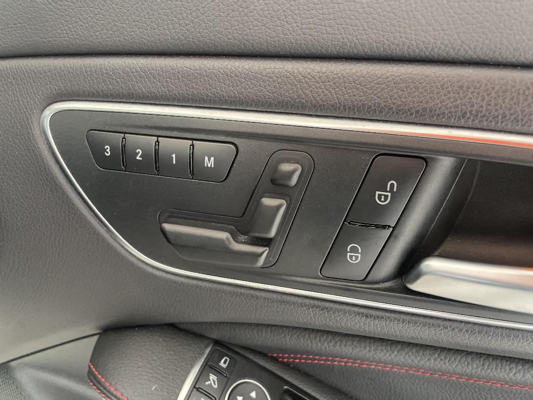 Photo '24' of Mercedes-Benz CLA