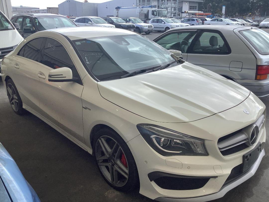 Photo '3' of Mercedes-Benz CLA45 Photo '3' of Mercedes-Benz CLA45