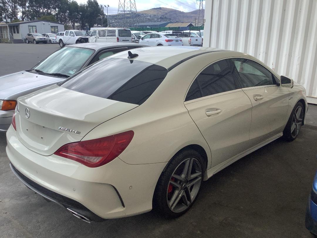 Photo '4' of Mercedes-Benz CLA45 Photo '4' of Mercedes-Benz CLA45