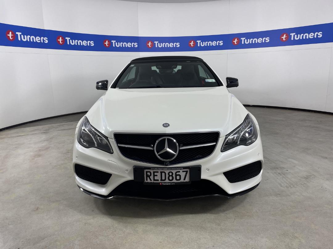 Photo '2' of Mercedes-Benz E-Class