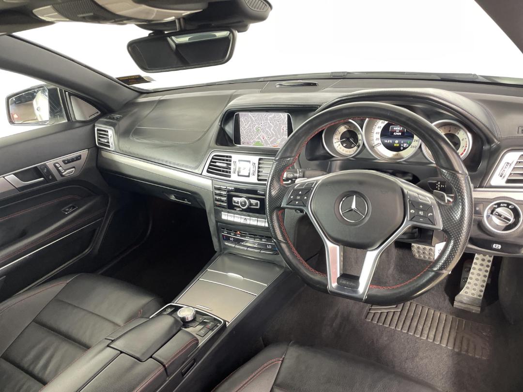 Photo '17' of Mercedes-Benz E-Class