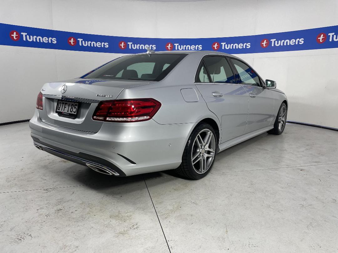 Photo '7' of Mercedes-Benz E220