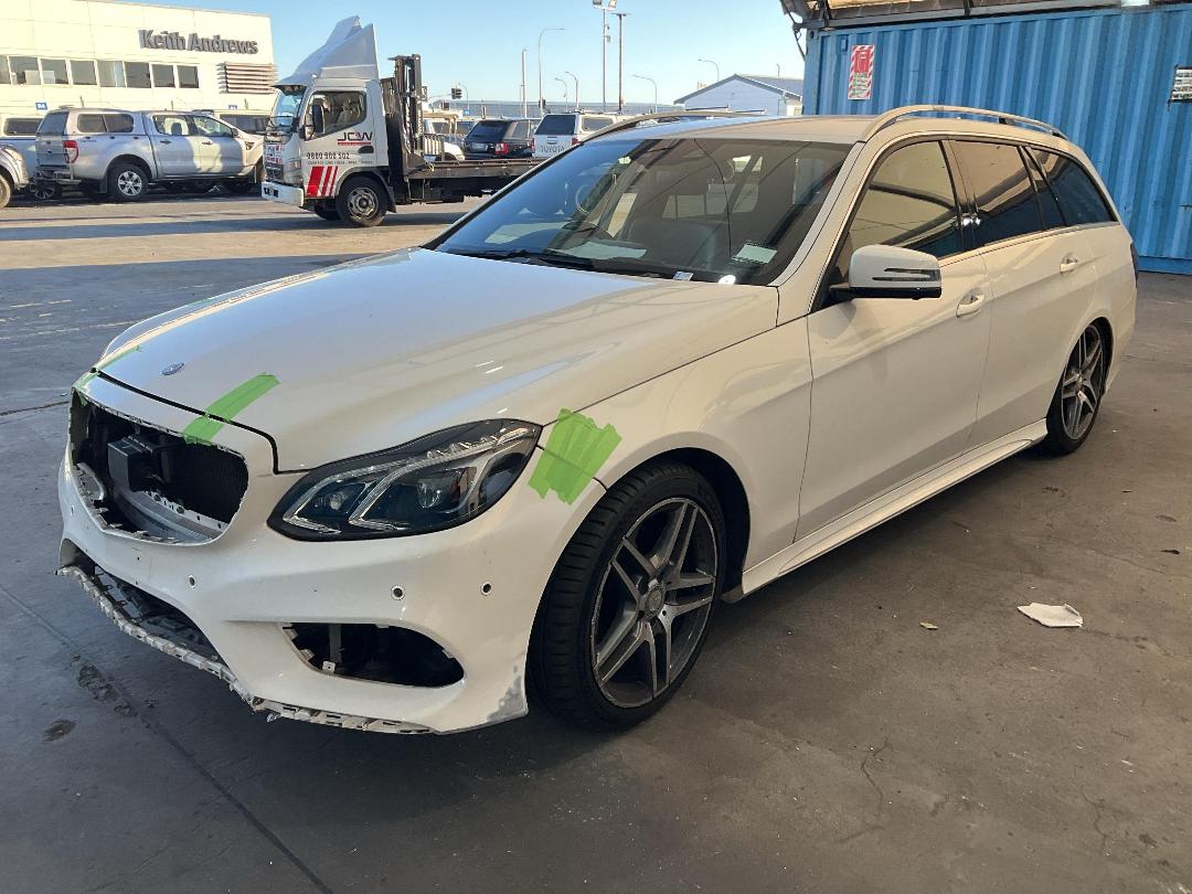 Photo '7' of Mercedes-Benz E250