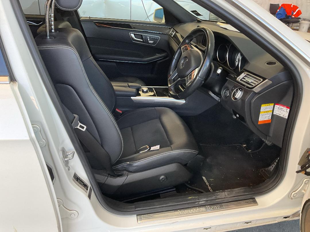 Photo '16' of Mercedes-Benz E250