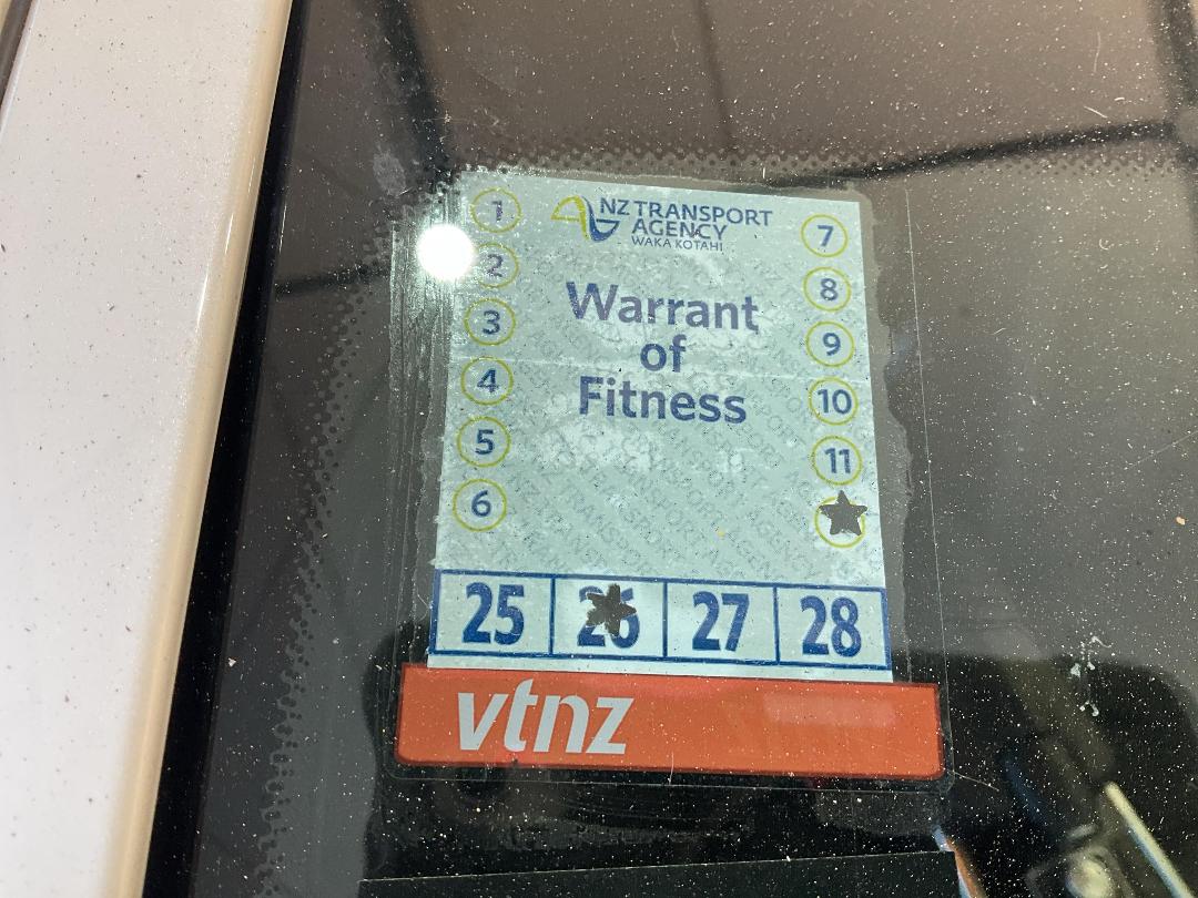 Photo '23' of Mercedes-Benz E250