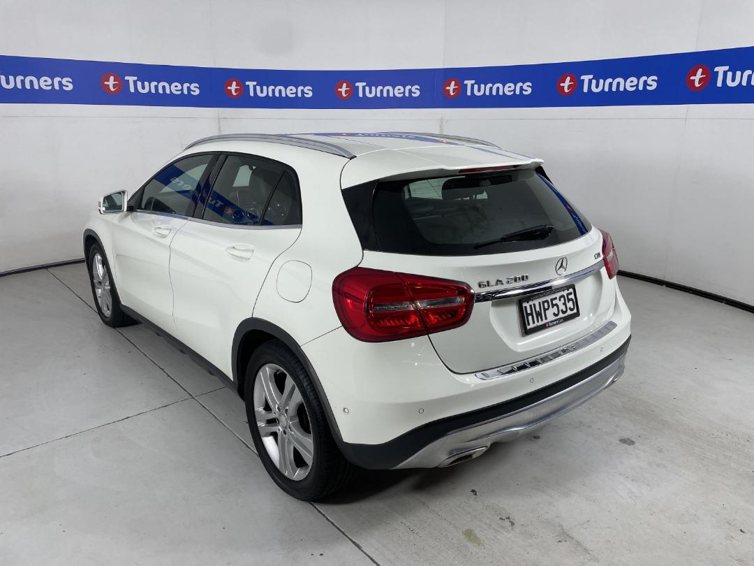 Photo '5' of Mercedes-Benz GLA 200 Photo '5' of Mercedes-Benz GLA 200