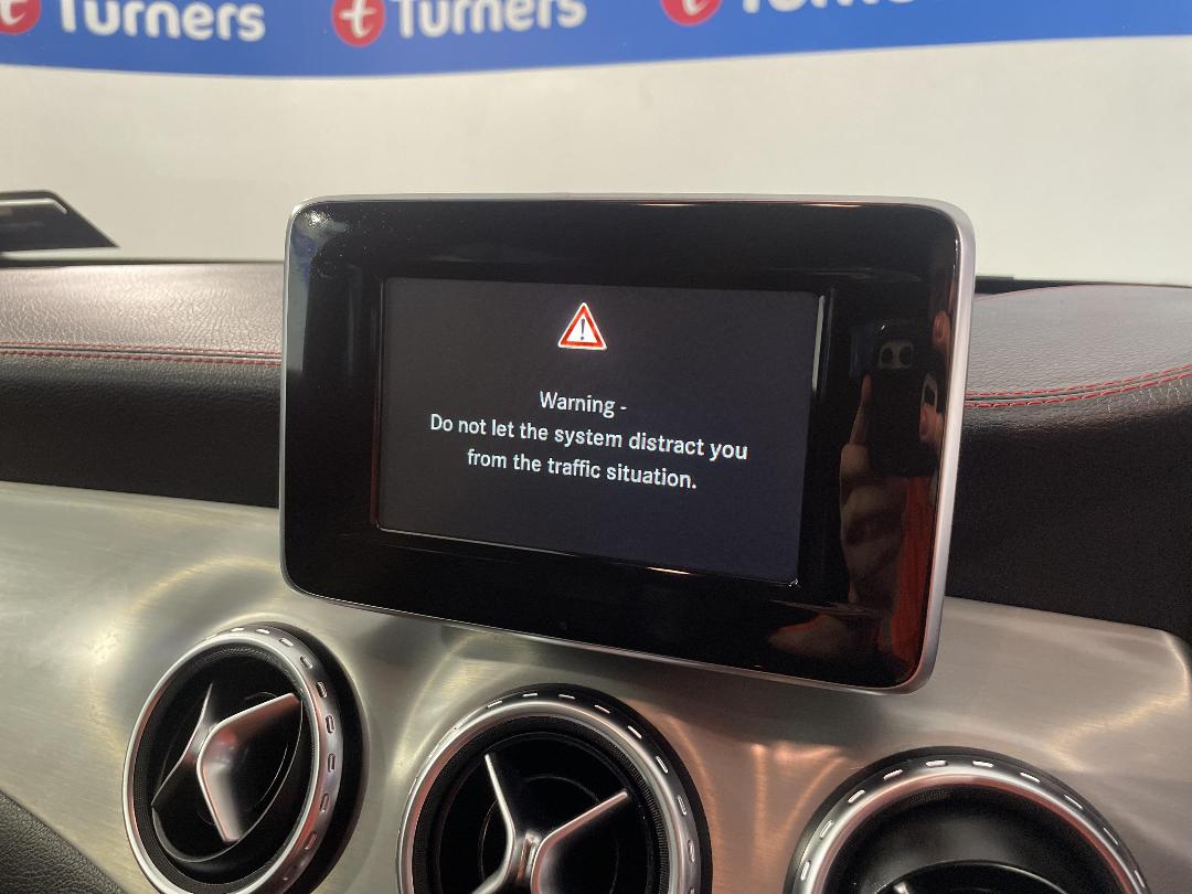 Photo '29' of Mercedes-Benz GLA