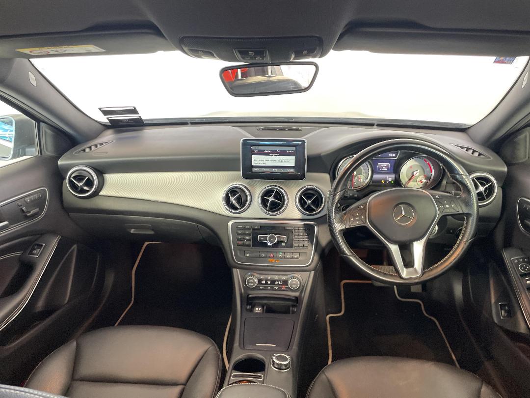 Photo '17' of Mercedes-Benz GLA