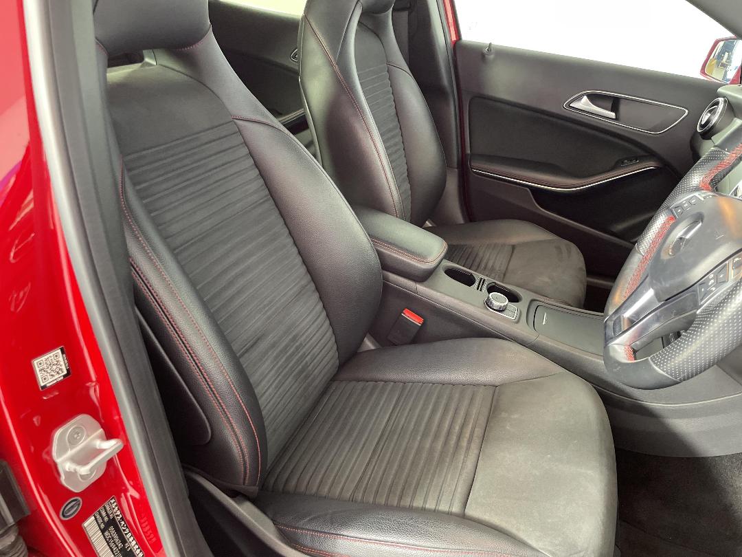 Photo '16' of Mercedes-Benz GLA Photo '16' of Mercedes-Benz GLA