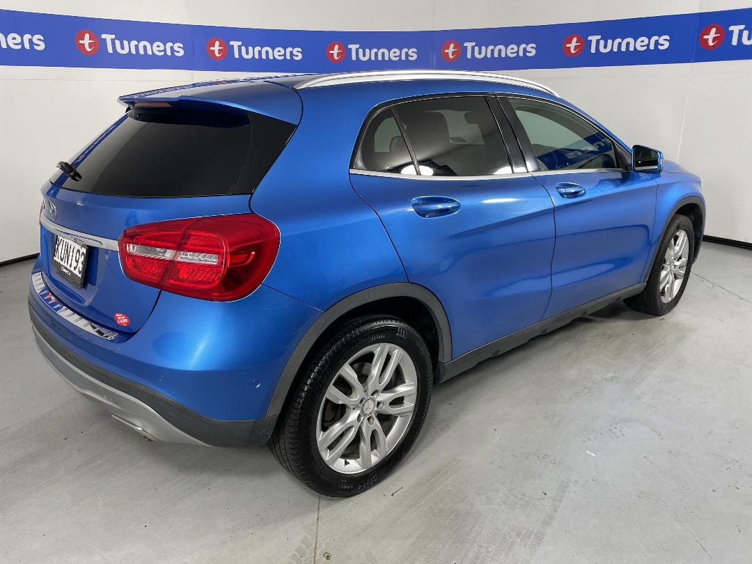 Photo '7' of Mercedes-Benz GLA180 Photo '7' of Mercedes-Benz GLA180