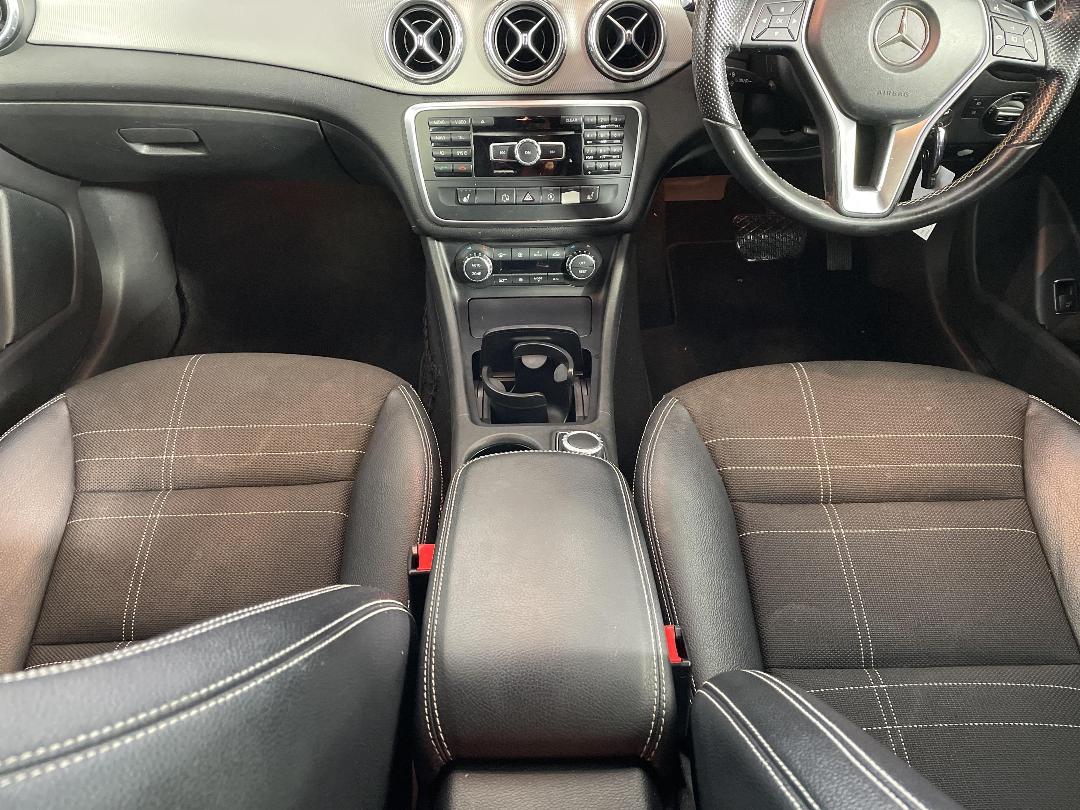 Photo '18' of Mercedes-Benz GLA180 Photo '18' of Mercedes-Benz GLA180