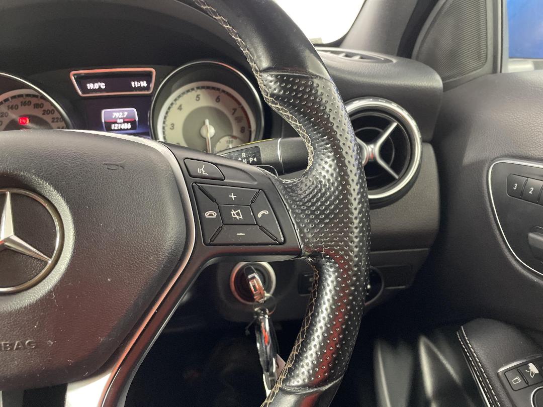 Photo '28' of Mercedes-Benz GLA180 Photo '28' of Mercedes-Benz GLA180