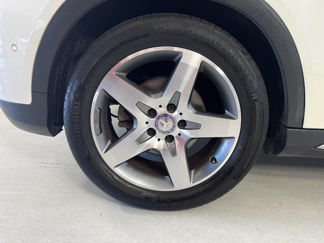 Photo '12' of Mercedes-Benz GLA250