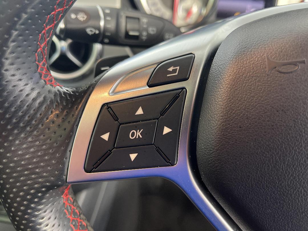 Photo '29' of Mercedes-Benz GLA250