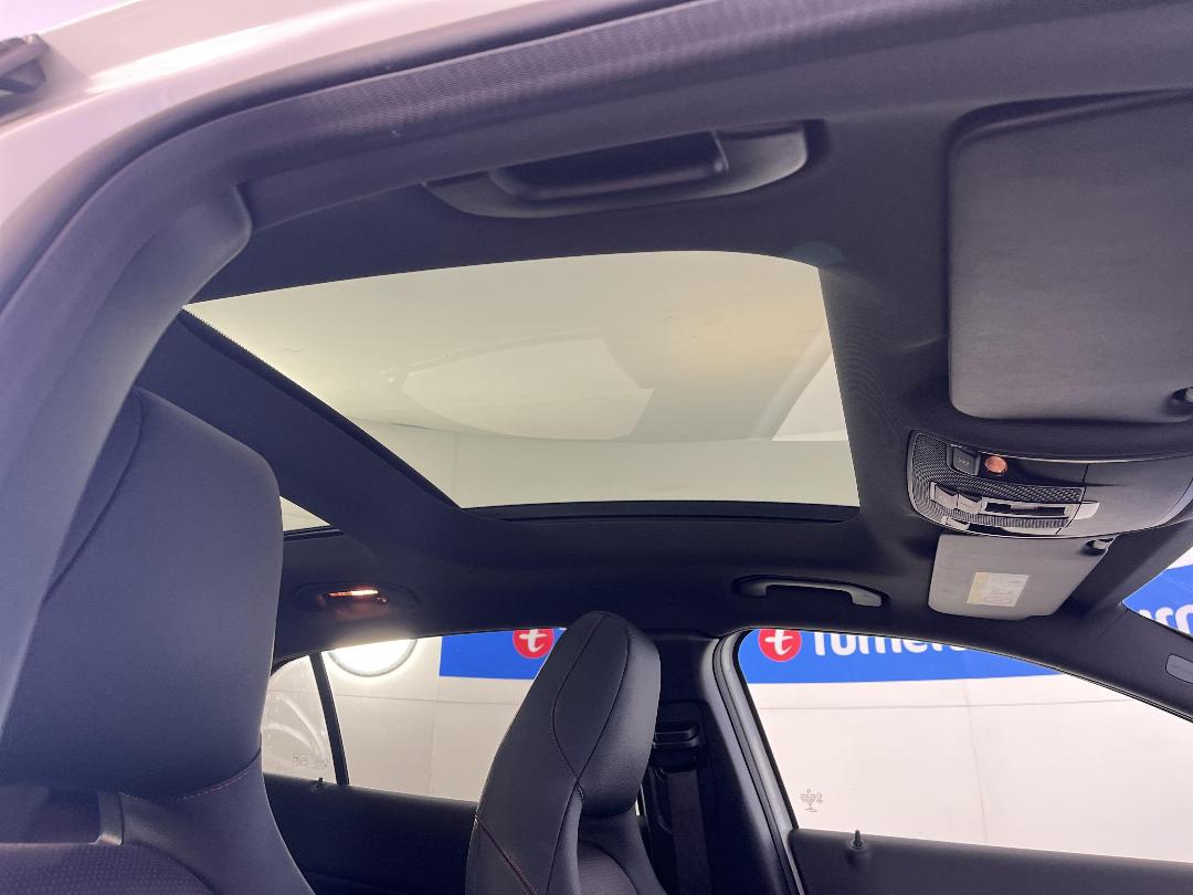 Photo '28' of Mercedes-Benz GLA250